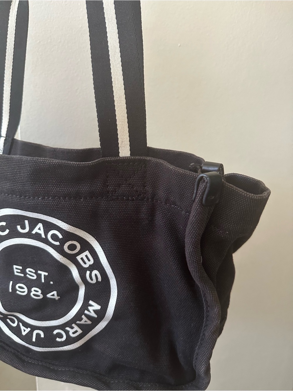 Marc Jacobs Tote - Picture 3 of 12
